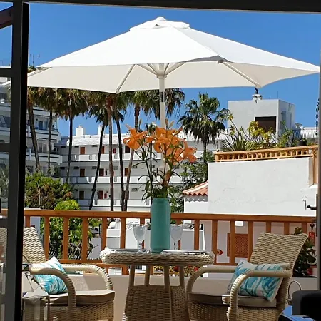 Costa Adeje Modern Studio, Close To The